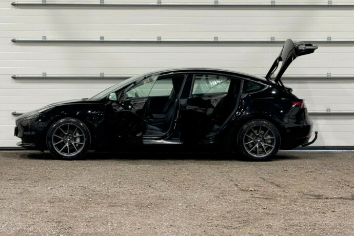 tesla-model-3-elektrisitet-2021-big-6