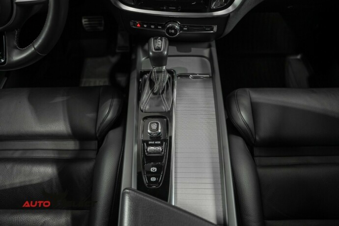 volvo-v60-diesel-2019-big-39