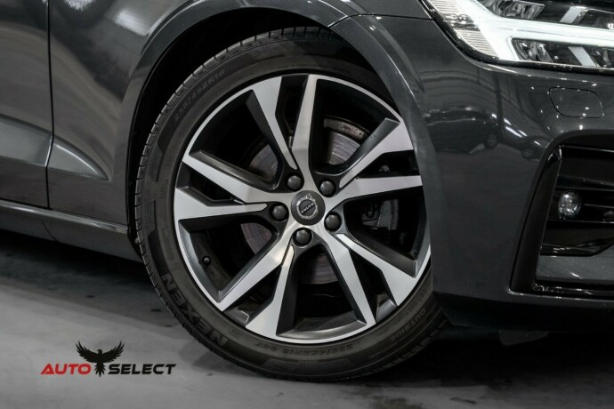volvo-v60-diesel-2019-big-2