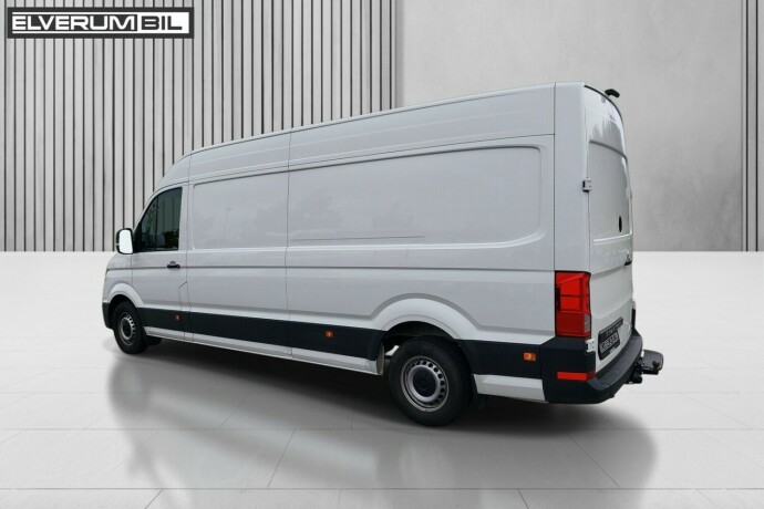 volkswagen-crafter-diesel-2025-big-5