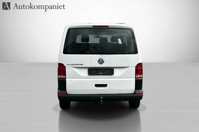 volkswagen-transporter-diesel-2021-big-3