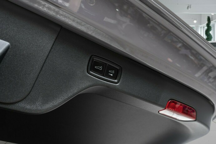 porsche-macan-4-elektrisitet-2024-big-51