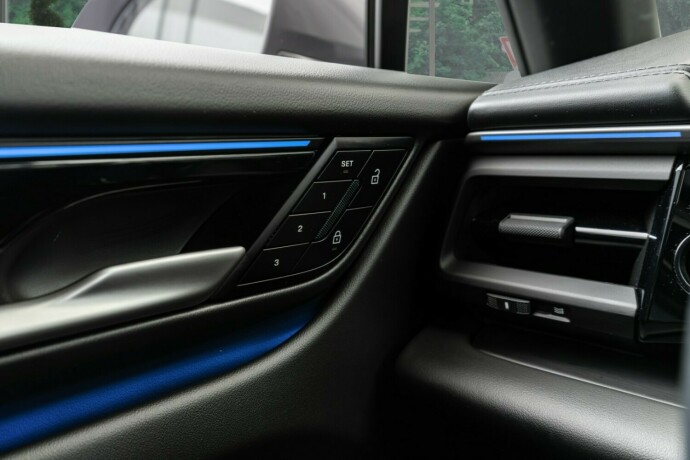 porsche-macan-4-elektrisitet-2024-big-36