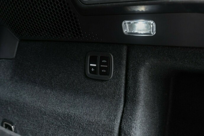 porsche-macan-4-elektrisitet-2024-big-50