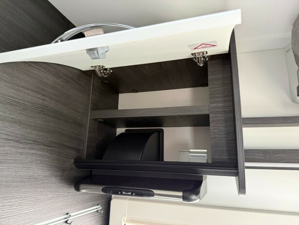 benimar-mileo-296-queensbed-senkeseng-truma-6eh-trefri-kan-leveres-p229-b-f248rerkort-diesel-2022-big-38