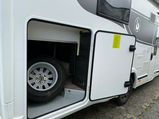 benimar-mileo-296-queensbed-senkeseng-truma-6eh-trefri-kan-leveres-p229-b-f248rerkort-diesel-2022-big-73