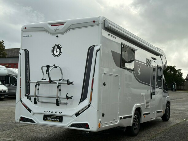 benimar-mileo-296-queensbed-senkeseng-truma-6eh-trefri-kan-leveres-p229-b-f248rerkort-diesel-2022-big-6