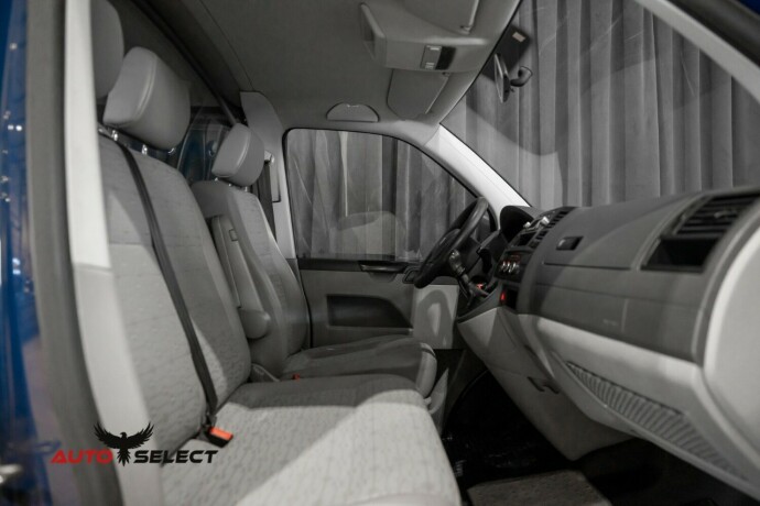volkswagen-transporter-diesel-2010-big-18