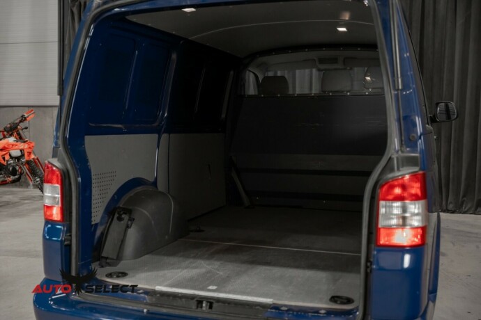 volkswagen-transporter-diesel-2010-big-9
