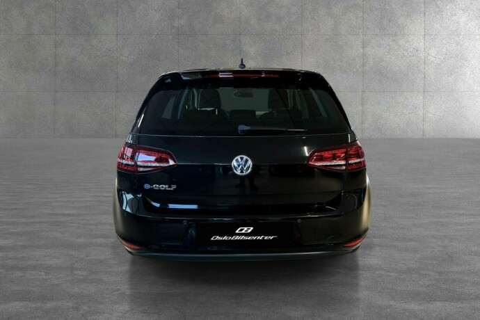 volkswagen-e-golf-vii-elektrisitet-2015-big-4