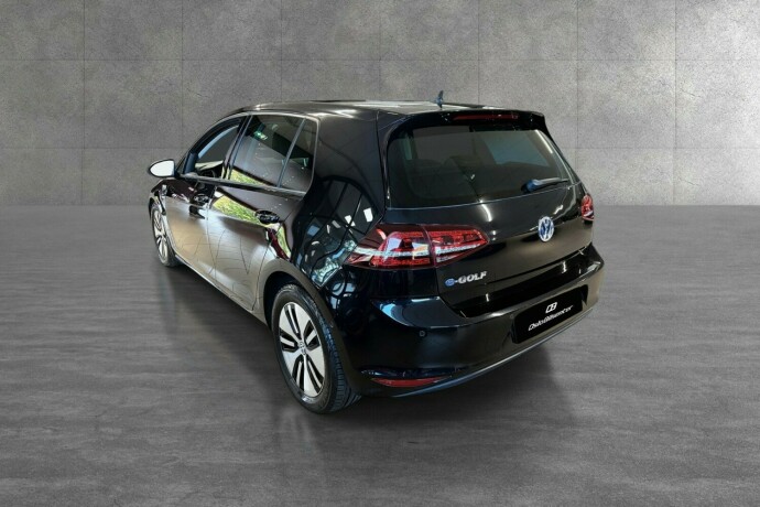 volkswagen-e-golf-vii-elektrisitet-2015-big-3
