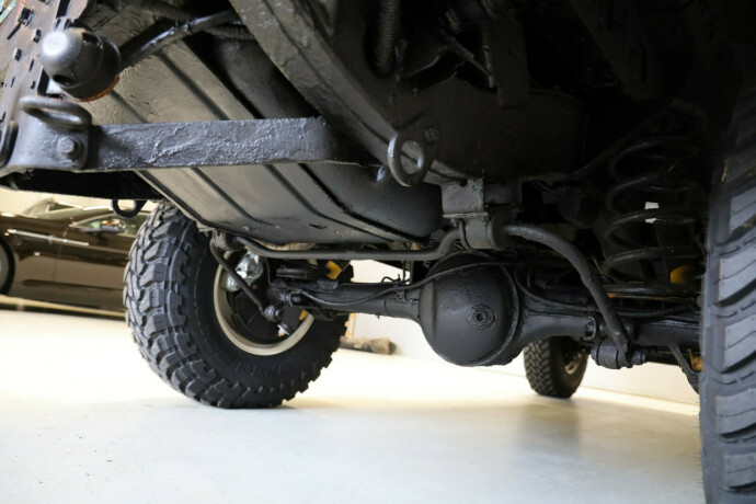land-rover-defender-110-diesel-2007-big-16