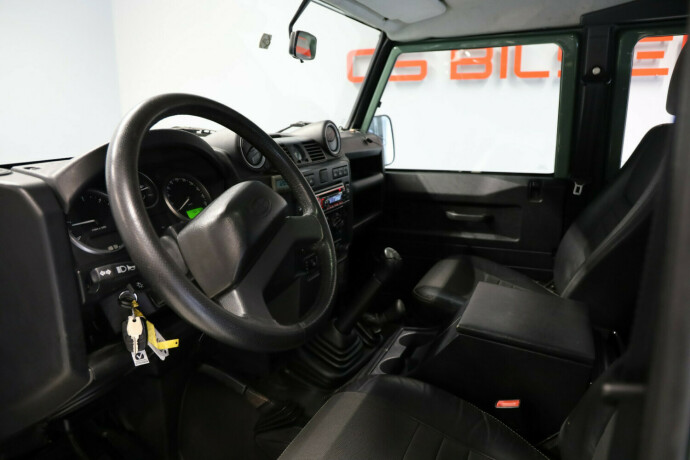 land-rover-defender-110-diesel-2007-big-7