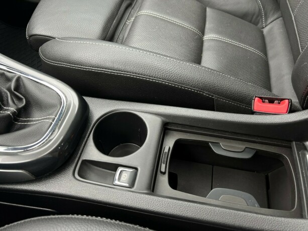 opel-astra-bensin-2013-big-23