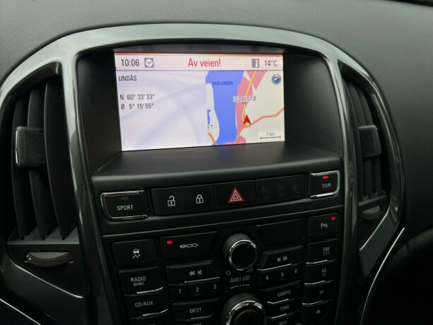 opel-astra-bensin-2013-big-18