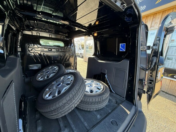 ford-transit-connect-diesel-2017-big-14