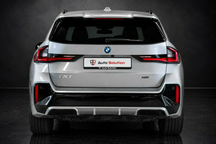 bmw-ix1-elektrisitet-2026-big-4