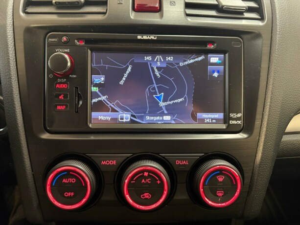 subaru-xv-bensin-2012-big-20