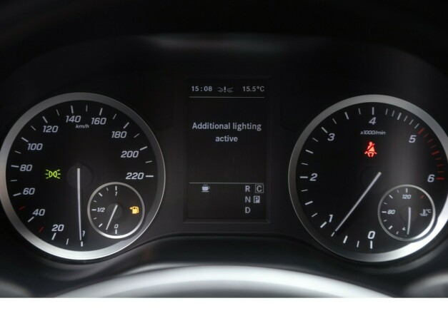 mercedes-benz-vito-119-diesel-2022-big-16