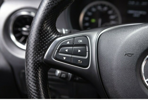 mercedes-benz-vito-119-diesel-2022-big-12