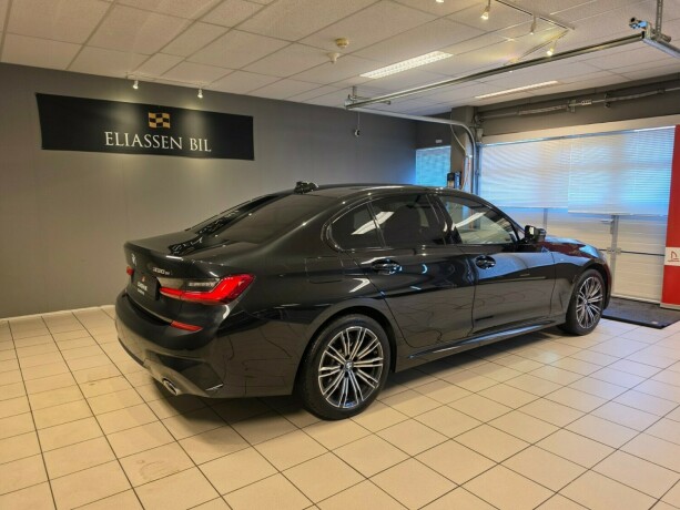bmw-330e-plug-in-petrol-2020-big-4