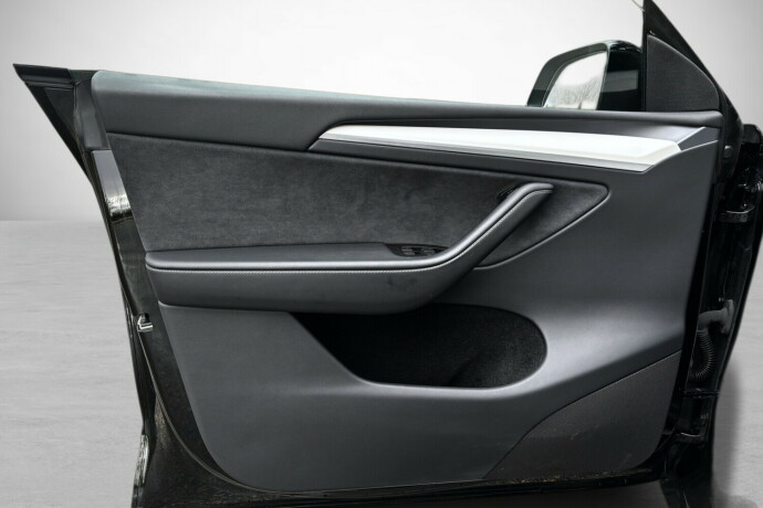 tesla-model-y-elektrisitet-2023-big-13