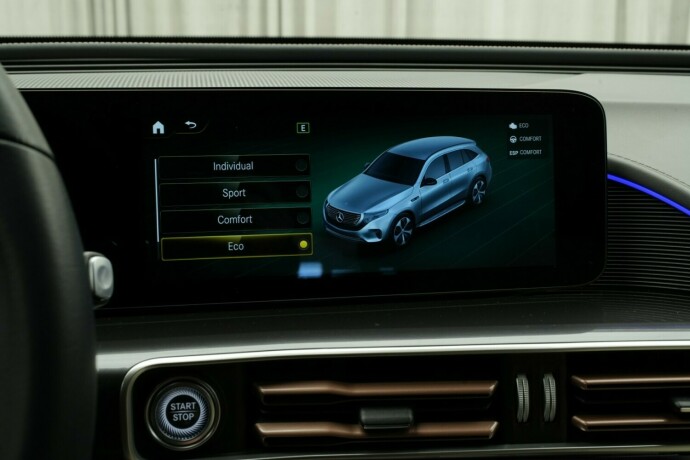 mercedes-benz-eqc400-elektrisitet-2021-big-46