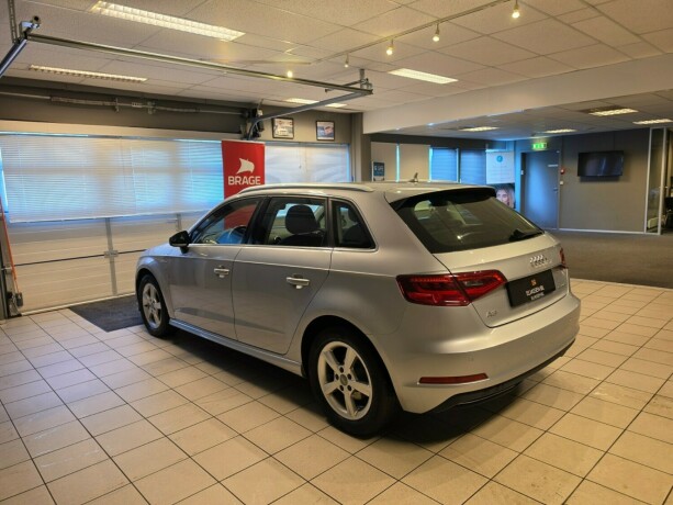 audi-a3-plug-in-petrol-2016-big-6