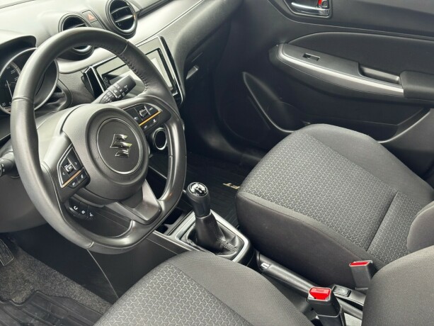 suzuki-swift-elektrisitetbensin-2022-big-15