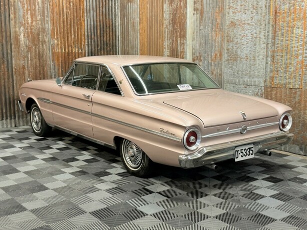 ford-falcon-bensin-1963-big-8