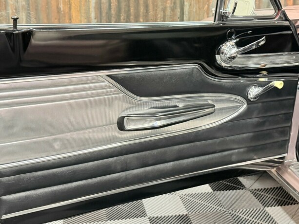 ford-falcon-bensin-1963-big-19