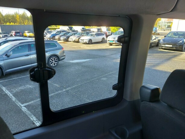 ford-transit-diesel-2017-big-39