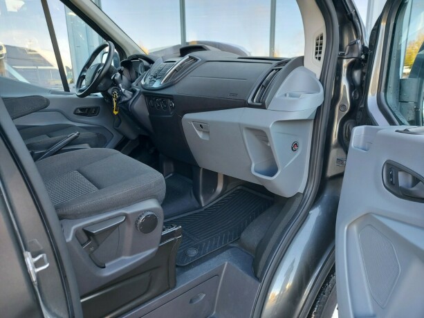 ford-transit-diesel-2017-big-16