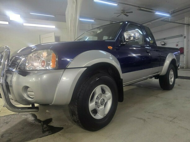nissan-king-cab-diesel-2003-big-4