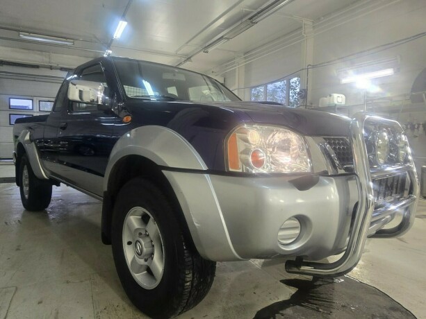 nissan-king-cab-diesel-2003-big-10