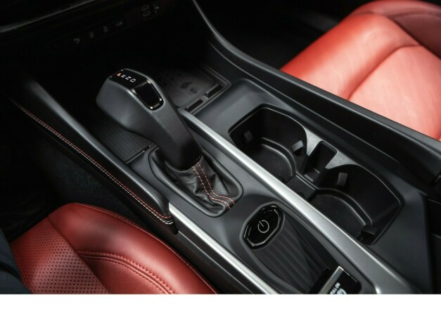 dodge-charger-elektrisitet-2026-big-17