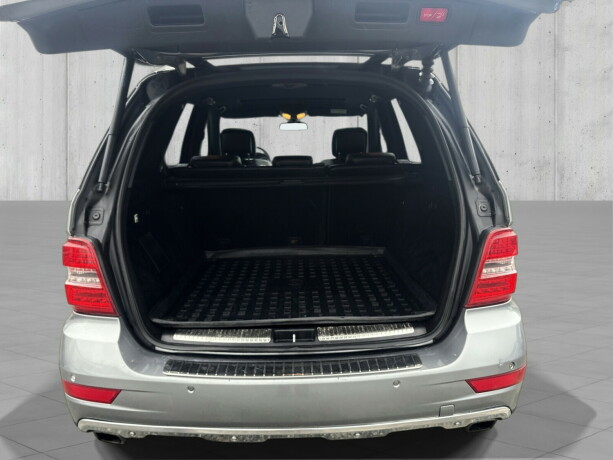 mercedes-benz-ml300-diesel-2011-big-10