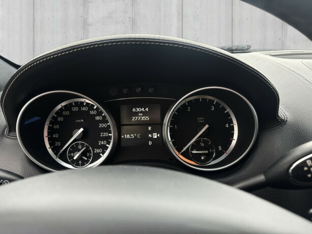 mercedes-benz-ml300-diesel-2011-big-15
