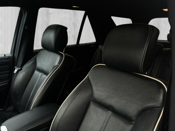 mercedes-benz-ml300-diesel-2011-big-13