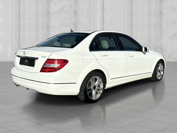 mercedes-benz-180-diesel-2013-big-5