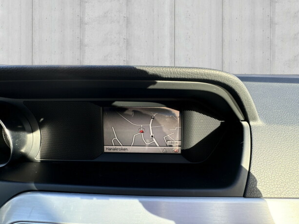 mercedes-benz-180-diesel-2013-big-22