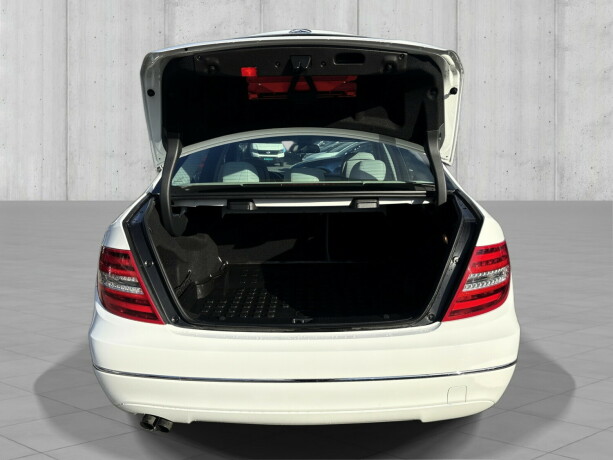 mercedes-benz-180-diesel-2013-big-10