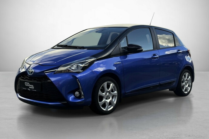 toyota-yaris-elektrisitetbensin-2017-big-0