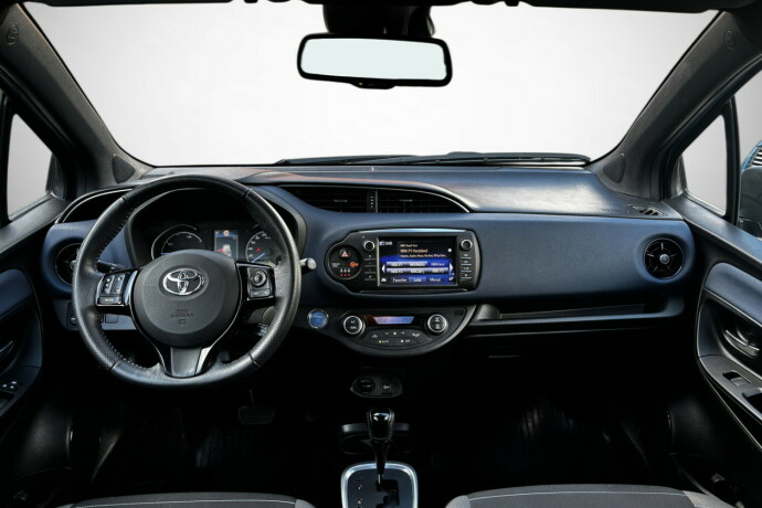 toyota-yaris-elektrisitetbensin-2017-big-26