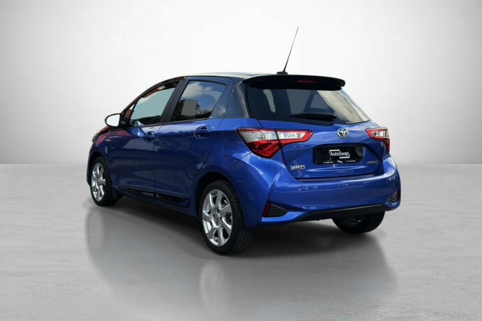 toyota-yaris-elektrisitetbensin-2017-big-8
