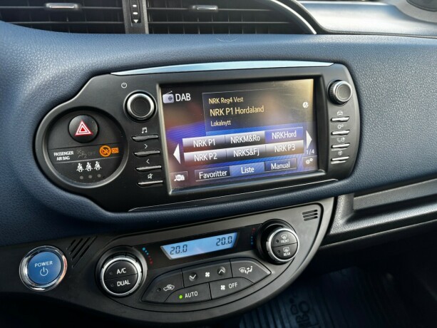 toyota-yaris-elektrisitetbensin-2017-big-21