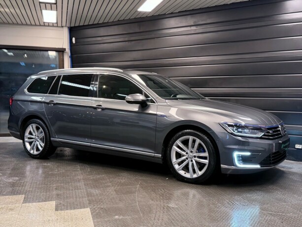 volkswagen-passat-elektrisitetbensin-2017-big-9