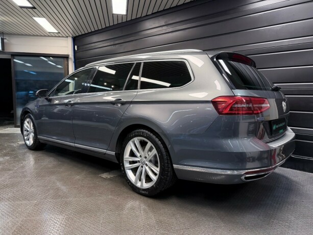 volkswagen-passat-elektrisitetbensin-2017-big-5