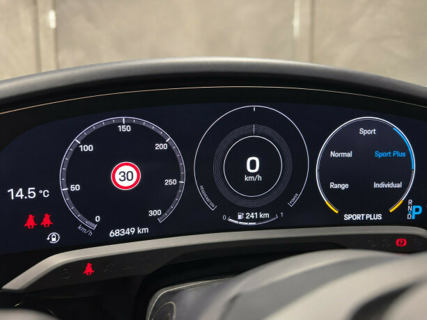 porsche-taycan-4-elektrisitet-2021-big-17