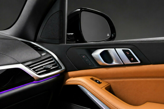 bmw-x5-elektrisitetbensin-2020-big-23